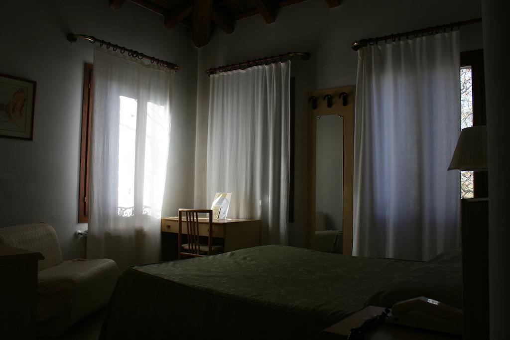 Locanda Stella D'oro Quinto Di Treviso Camera foto