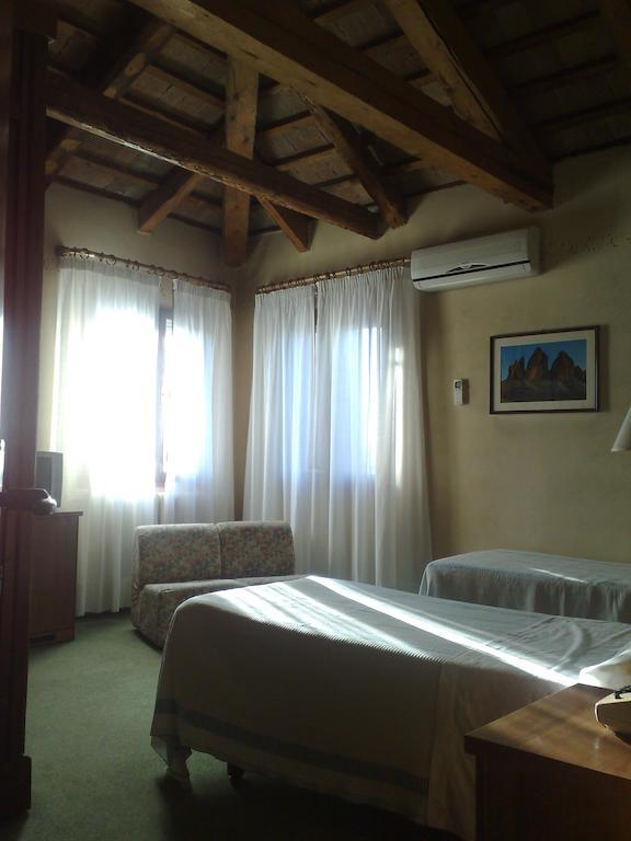 Locanda Stella D'oro Quinto Di Treviso Camera foto